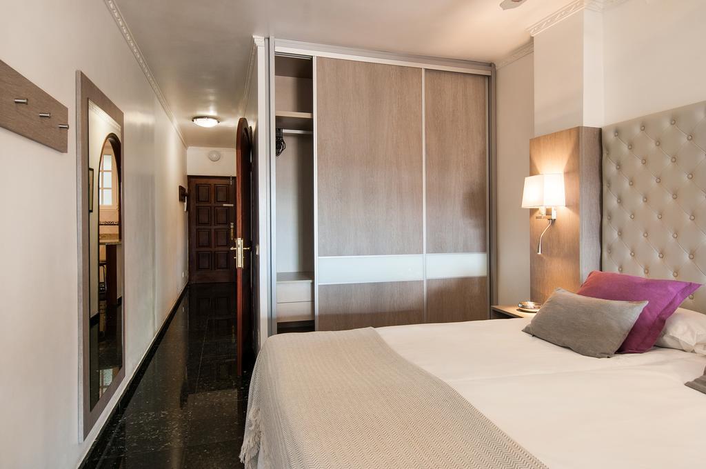 Apartamentos Don Carlos Las Palmas de Gran Canaria Dış mekan fotoğraf